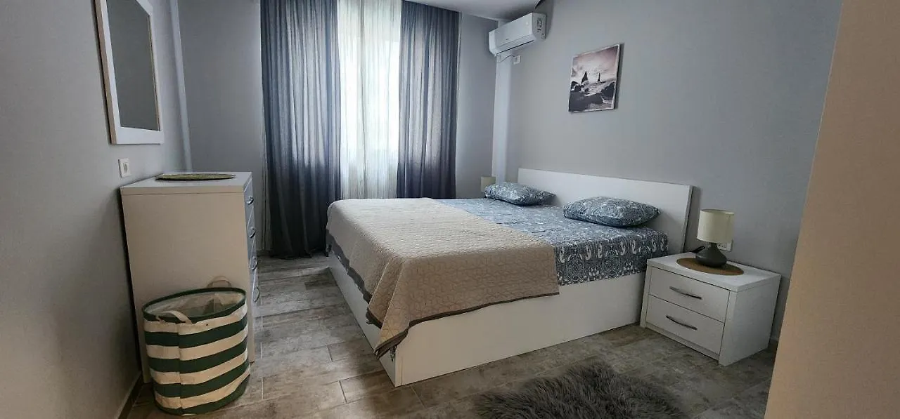 Deluxe Private Apartment Next To Grand Blue Fafa Resort Golem Golem  Golem (Tirana)